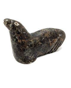 Sculpture en Pierre inuit animalière : un phoque