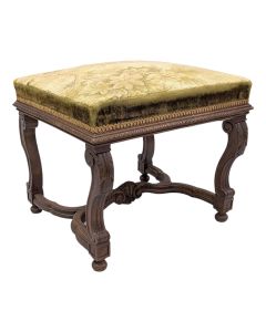 Tabouret de style Louis XIV recouvert de tapisserie 