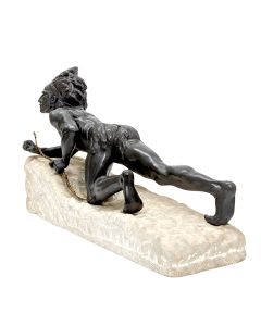 L'indien à l'affût, statue 1900 sur terrasse naturelle 