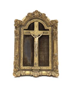 Crucifix dans son cadre bois doré XVIIIème