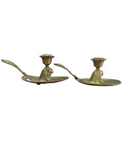 Paire de bougeoirs à main égyptomania en bronze XIXème