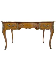 Petit bureau de dame à lingotière de style Louis XV dessus de cuir 
