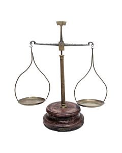 Balance ancienne en bronze