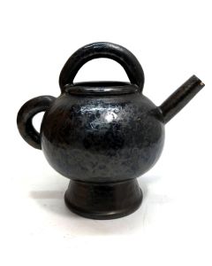 Cruche en céramique vernissée noire