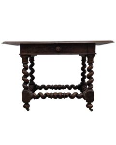 Table en noyer Louis XIII torsadée époque XVIIIème