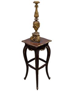 Sellette en bois laqué et doré