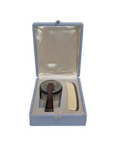 Brosses à vêtement en métal argenté vers 1930