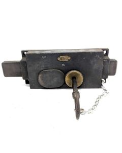 Serrure ancienne en fer forgé époque XIXème