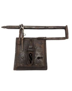 Serrure format cadenas ancienne en fer forgé époque XVIIIème 