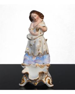 Bénitier jeune femme robe étoilée en porcelaine de Paris début XXème