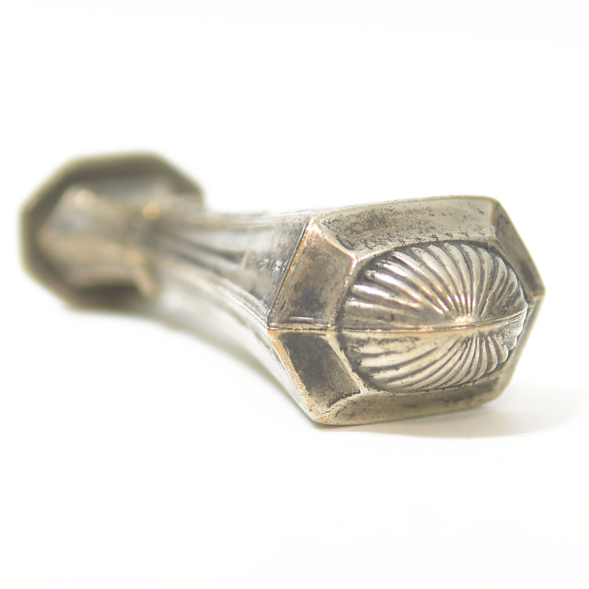 Sceau à cacheter de collection en métal argenté ou argent pommeau 