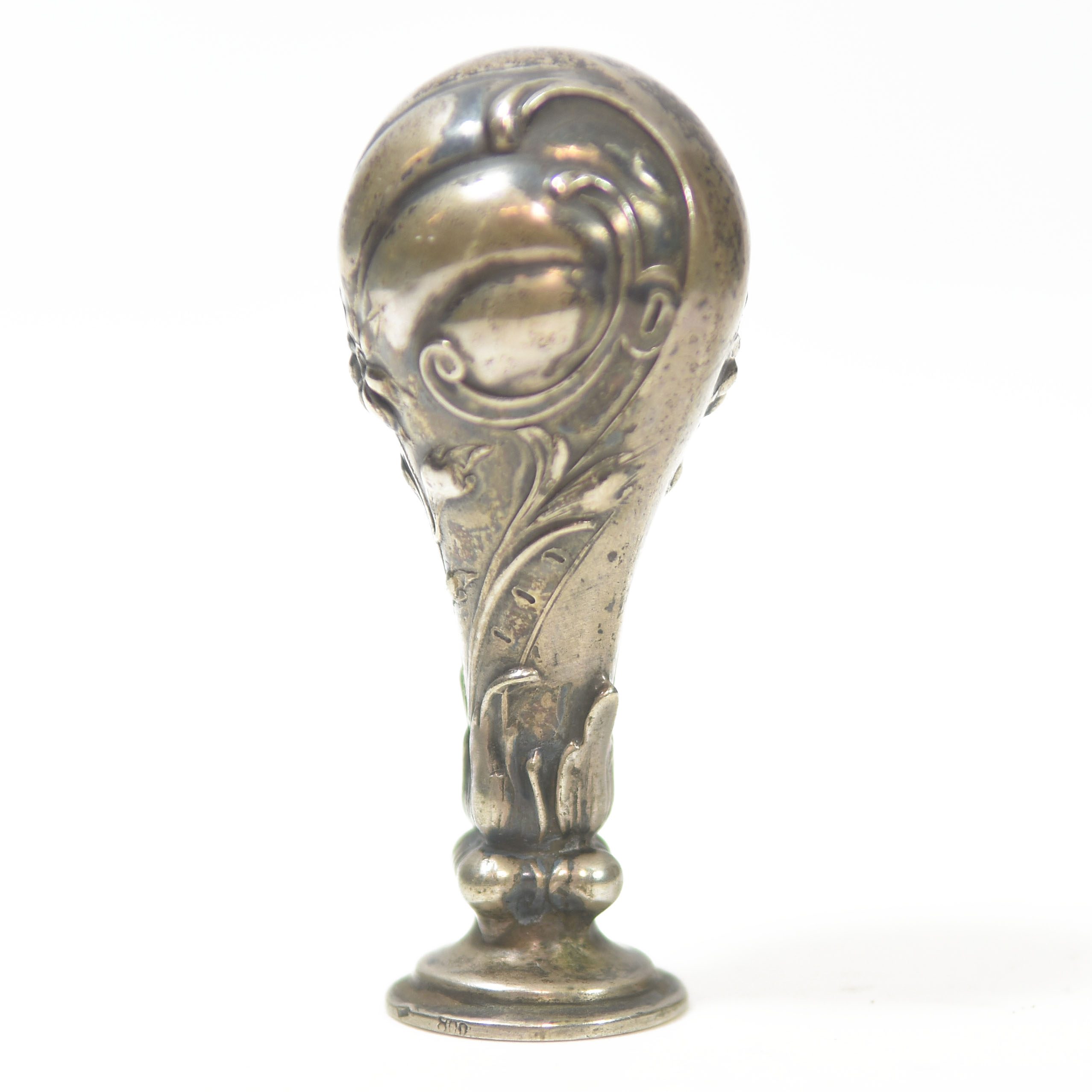Sceau à cacheter de collection en métal argenté ou argent décor Art Nouveau