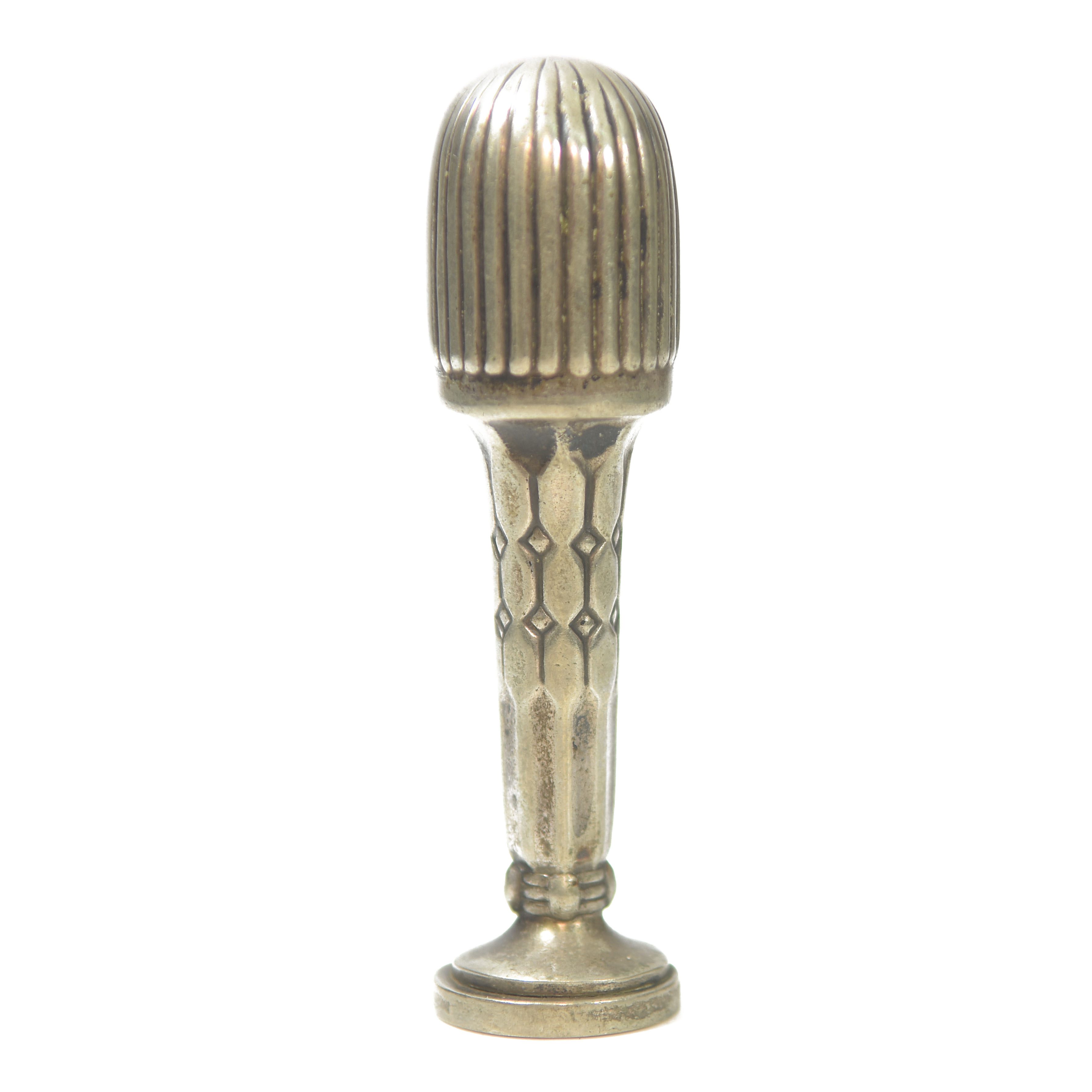 Sceau à cacheter de collection en métal argenté ou argent décor géométrique 