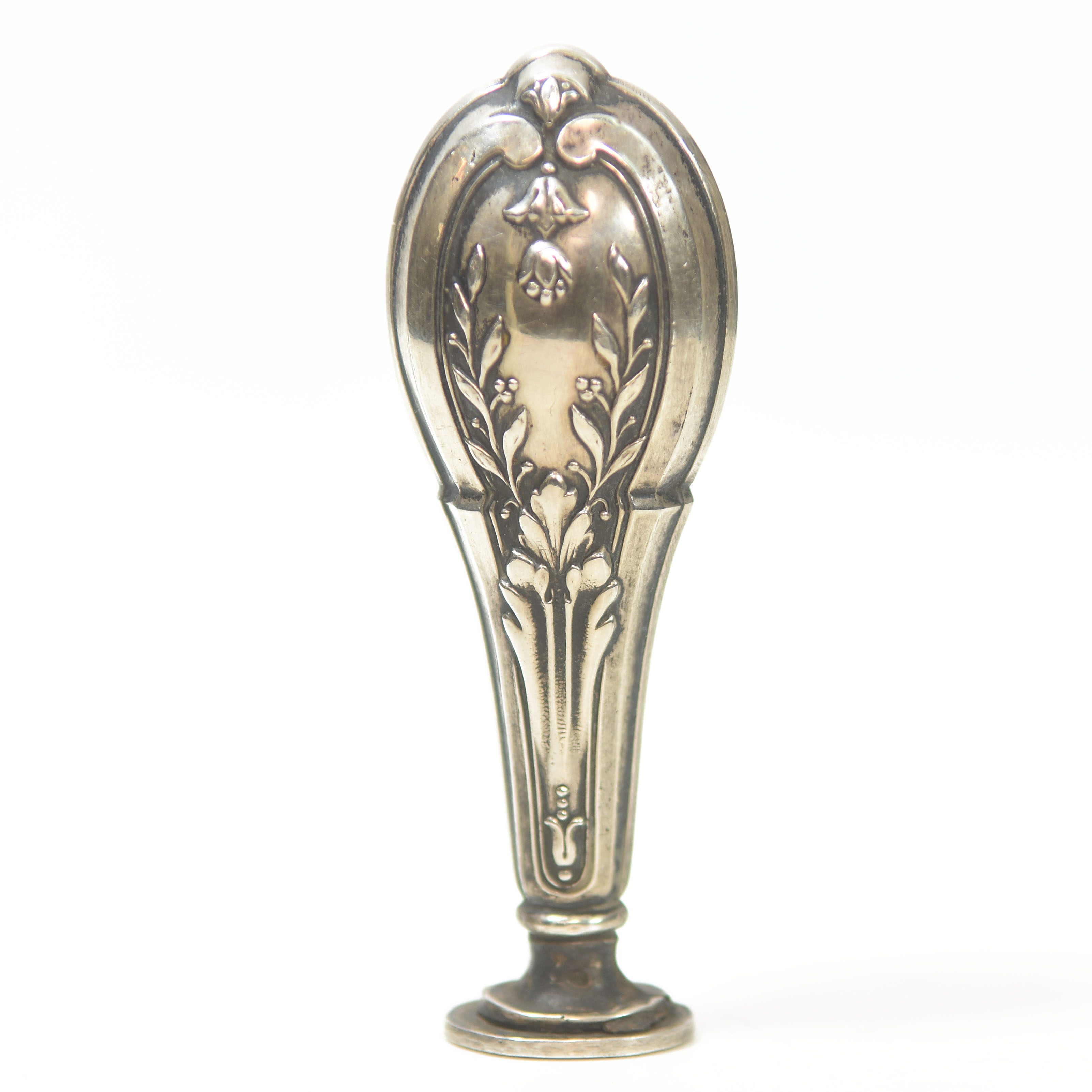 Sceau à cacheter de collection en métal argenté ou argent décor laurier 