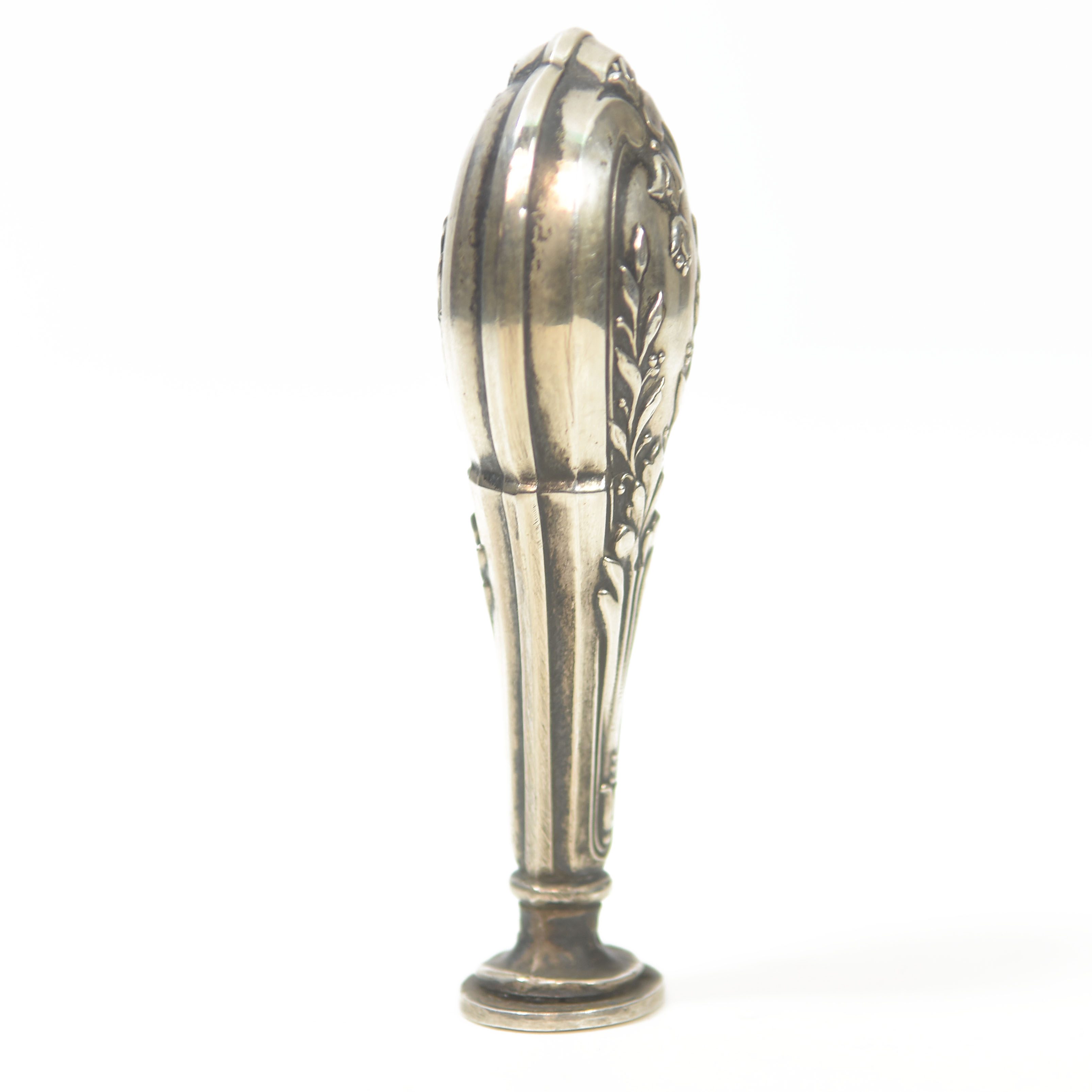 Sceau à cacheter de collection en métal argenté ou argent décor laurier 