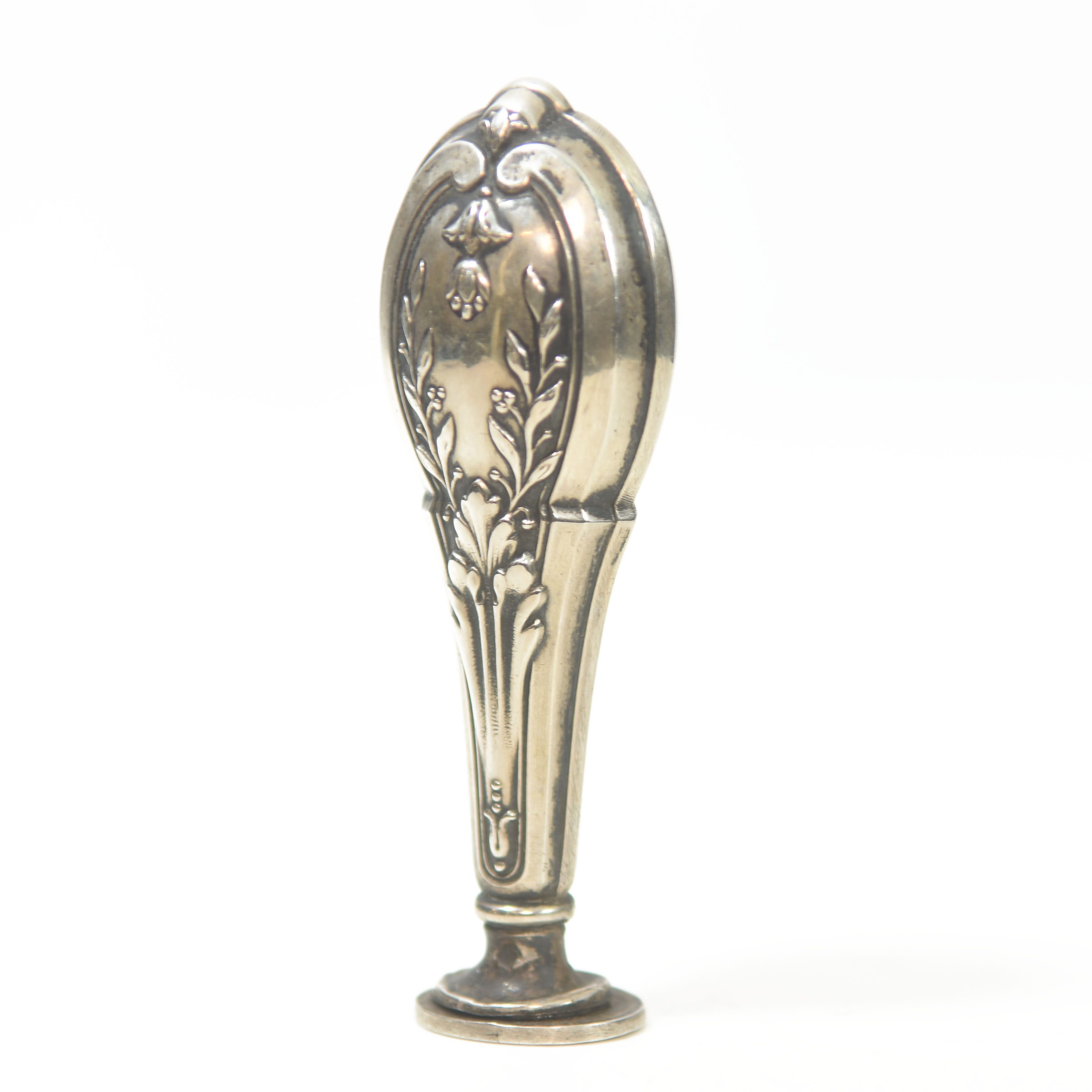 Sceau à cacheter de collection en métal argenté ou argent décor laurier 