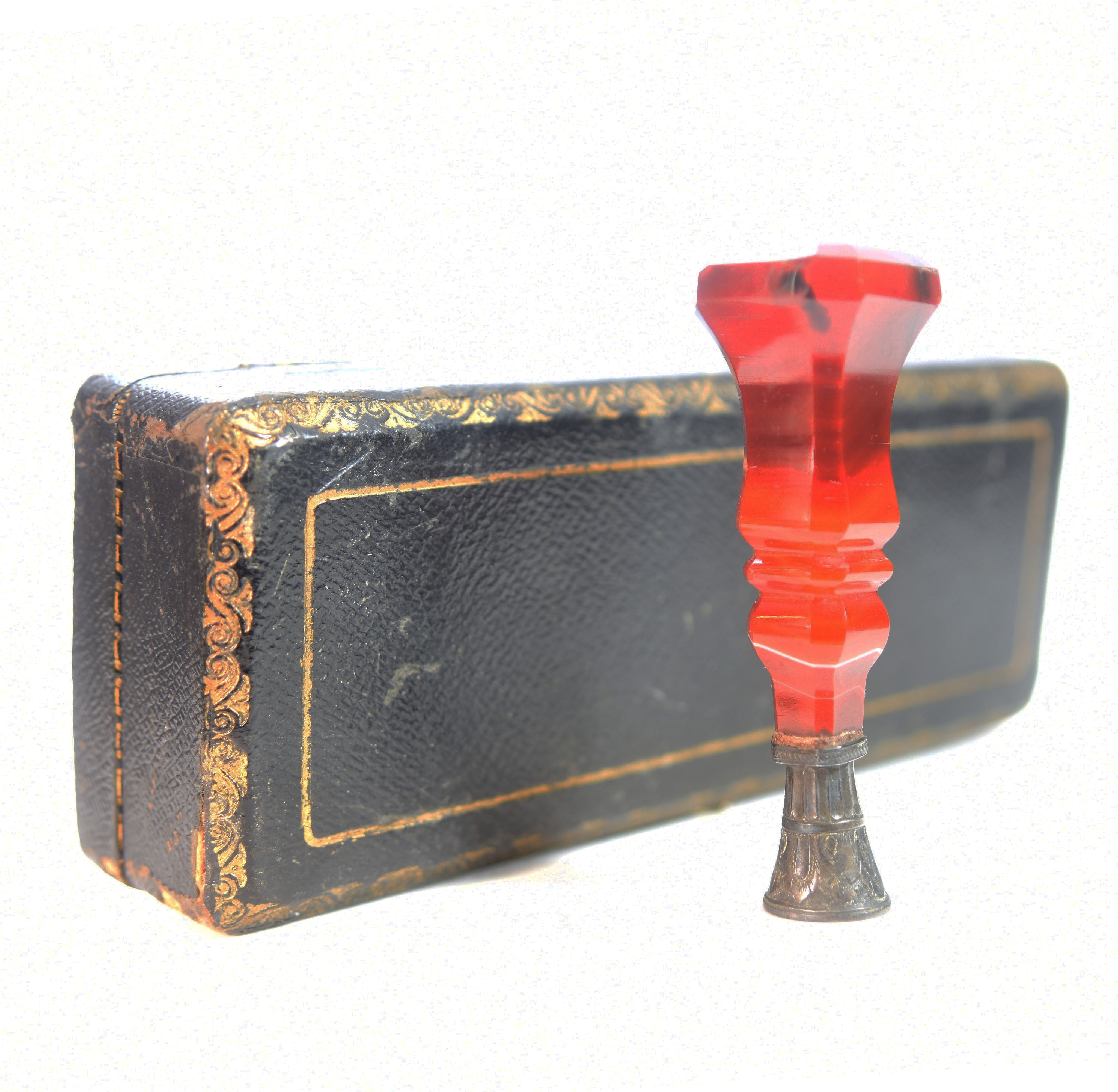 Sceau à cacheter de collection en agate et argent XIXème dans son coffret 
