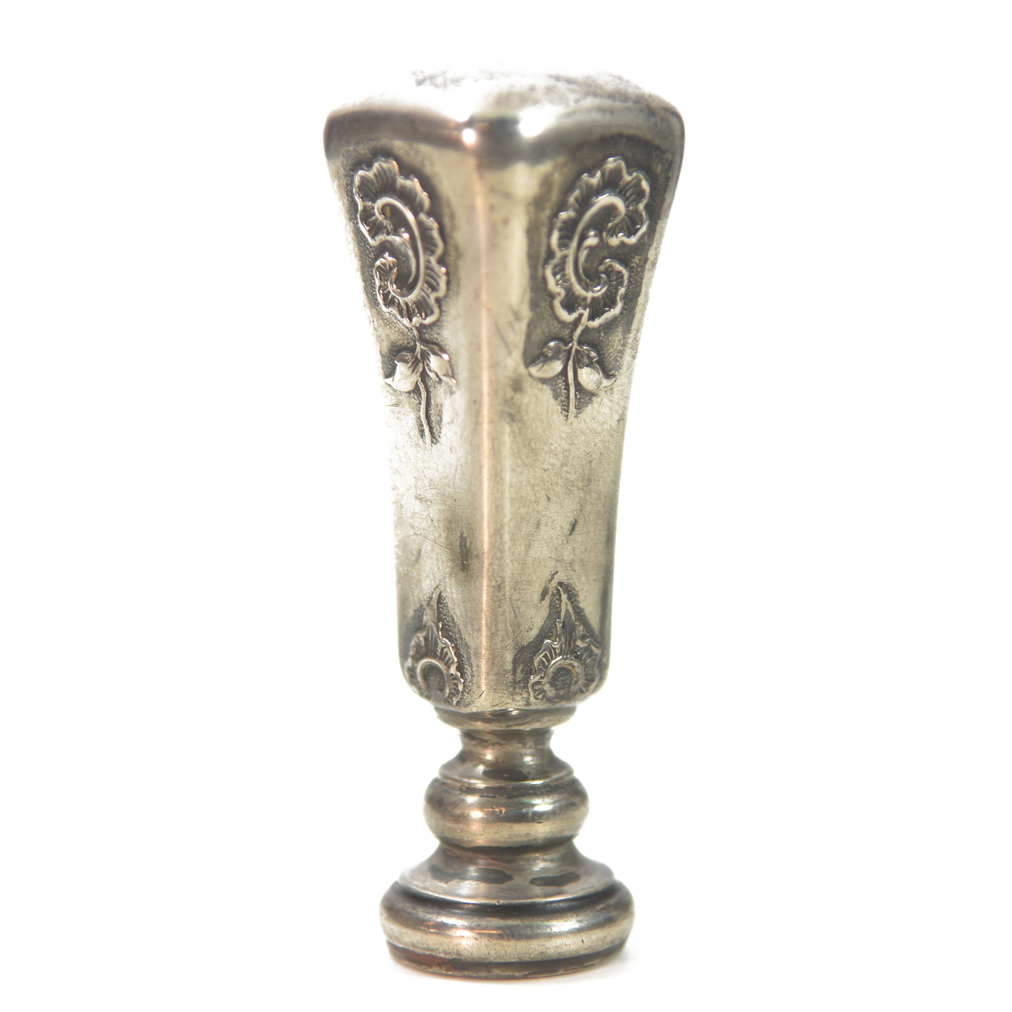Sceau à cacheter de collection en argent ou en métal argenté décor floral
