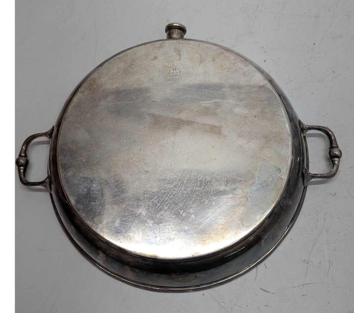 Cloche de service chauffante en métal argenté 1900