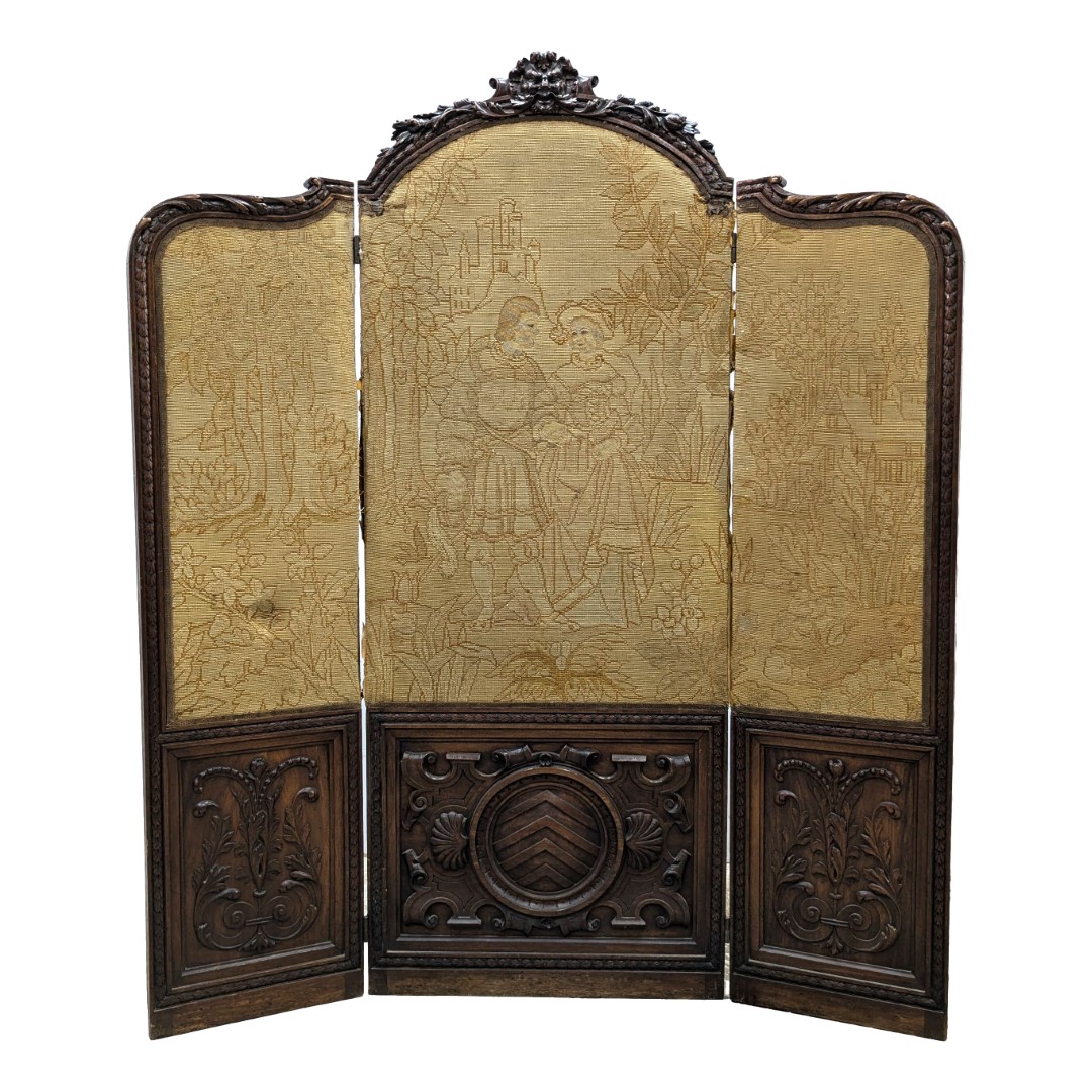 Paravent baroque en noyer sculpté et tissus 