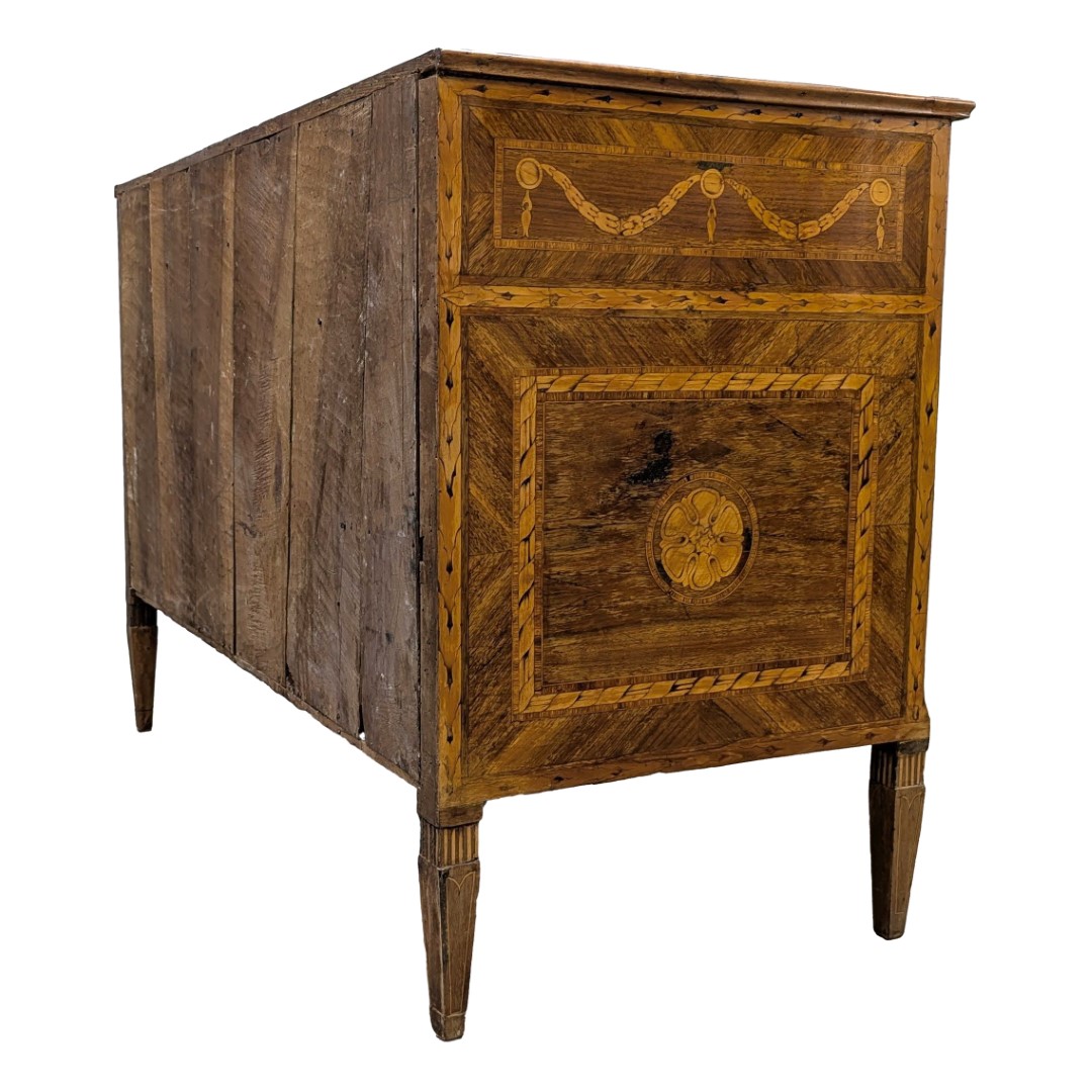 Commode Lombarde en marqueterie d'époque XVIIIème