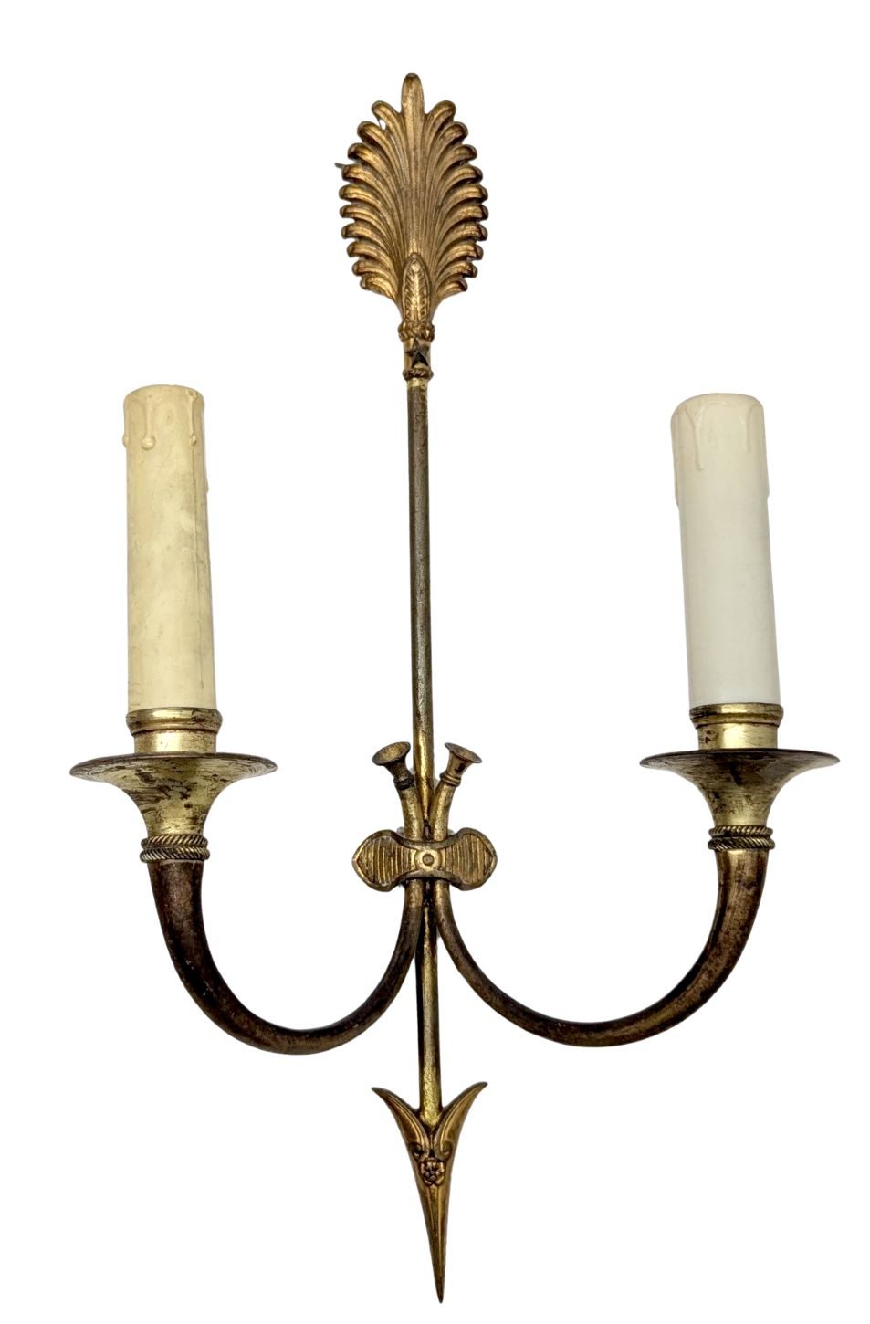 Paire d’appliques murales en bronze doré, style Louis XVI, France, circa 1920