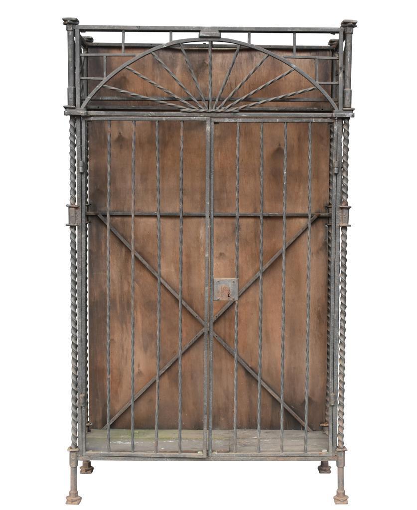 Bahut en fer forgé armoire porte à deux battants